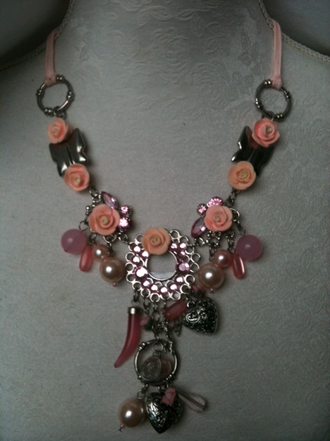 Ketting roze rozen